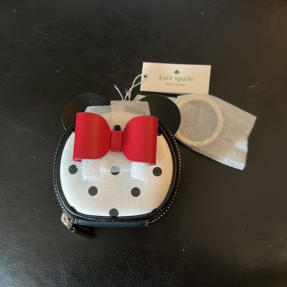 KATE SPADE LEATHER DISNEY X MINNIE MOUSE COIN PURSE KEYCHAIN Polka Dot Host Pick - Picture 1 of 5